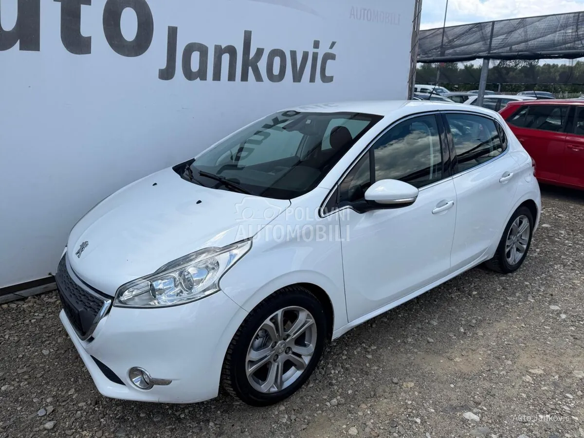 Peugeot 208