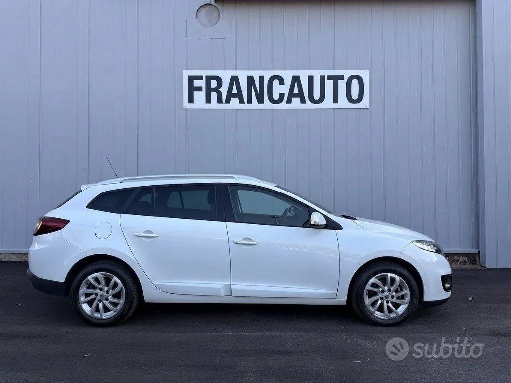 Renault Megane 2013 photo 4