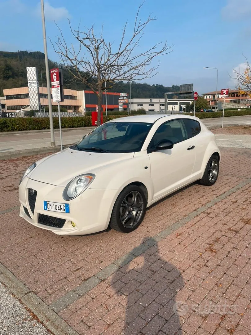 Alfa Romeo Mito 2012 photo 2