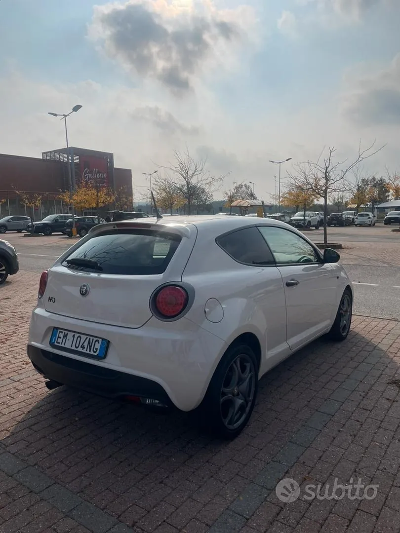Alfa Romeo Mito 2012 photo 3