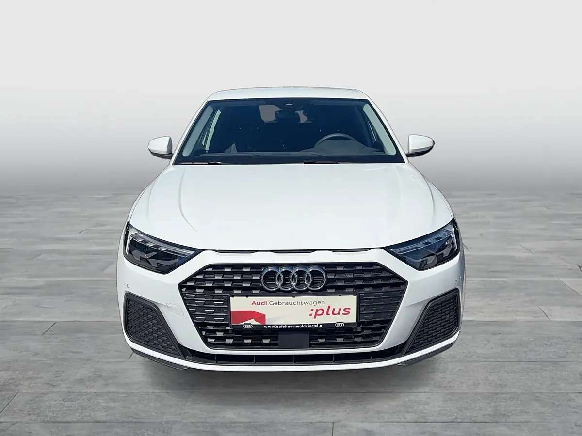 Audi A1 2026 photo 2