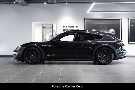 Porsche Taycan 2025 photo 2