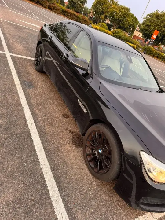 BMW 7 Series 2013 photo 2
