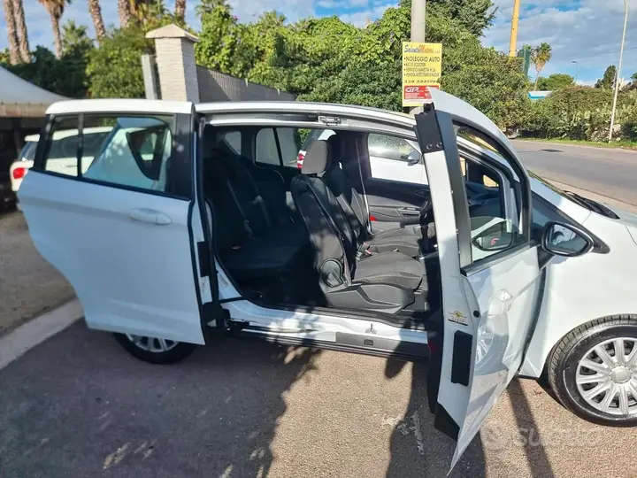 Ford B-Max 2014 photo 4