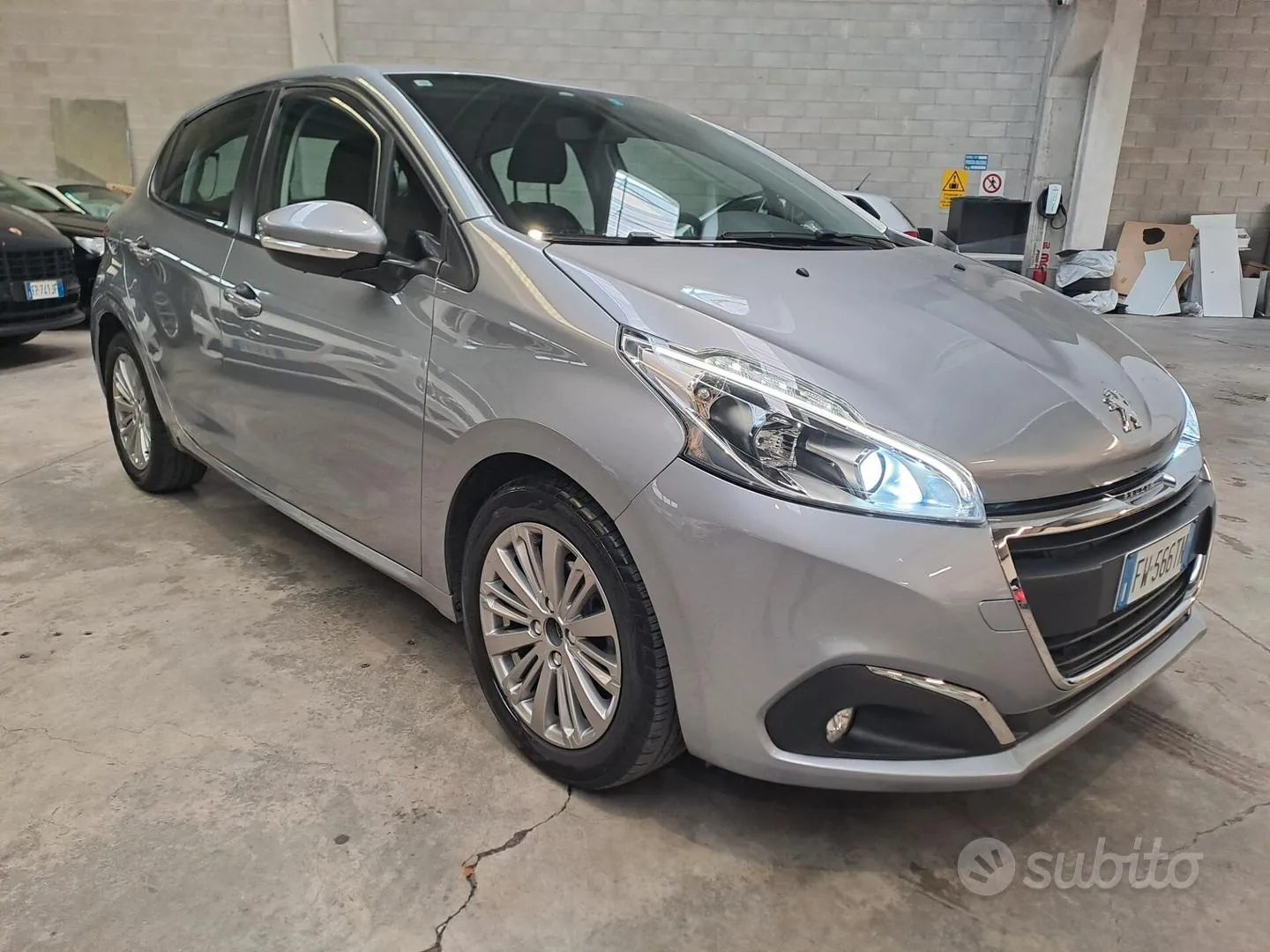 Peugeot 208 2019 photo 3
