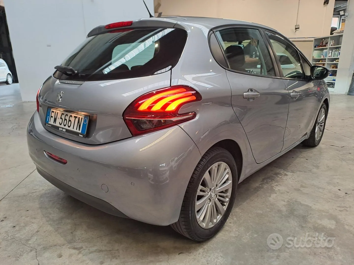 Peugeot 208 2019 photo 4