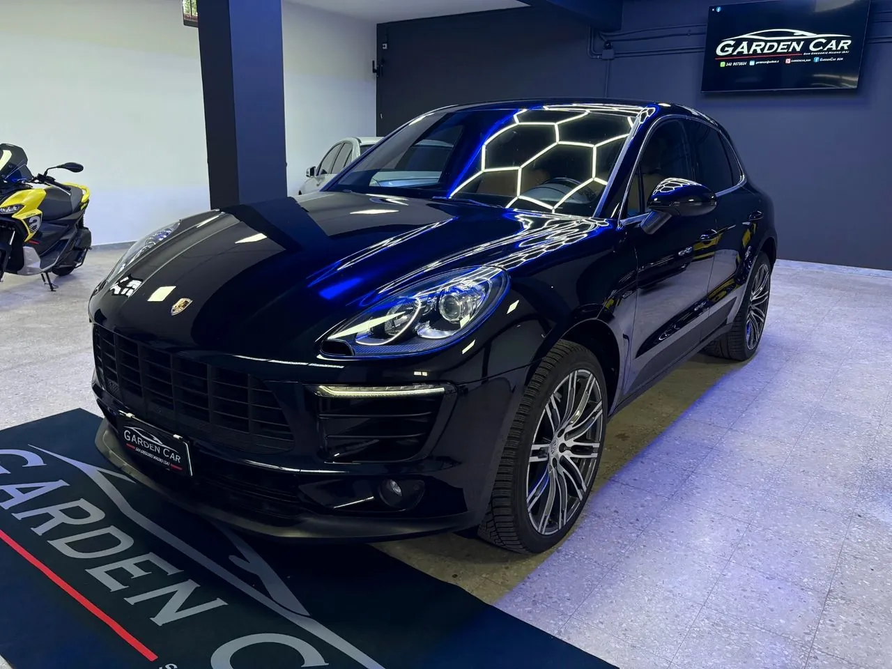 Porsche Macan 2018 photo 2