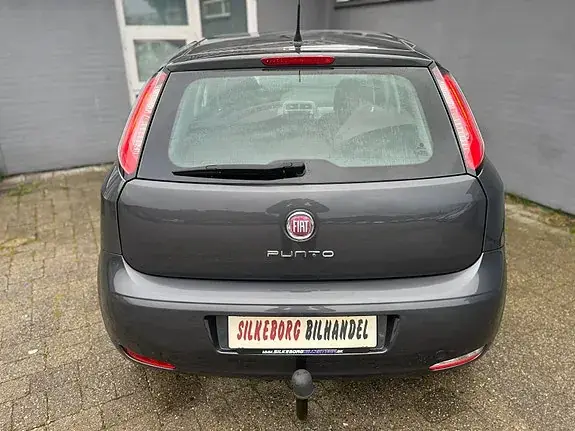 Fiat Punto 2012 photo 5