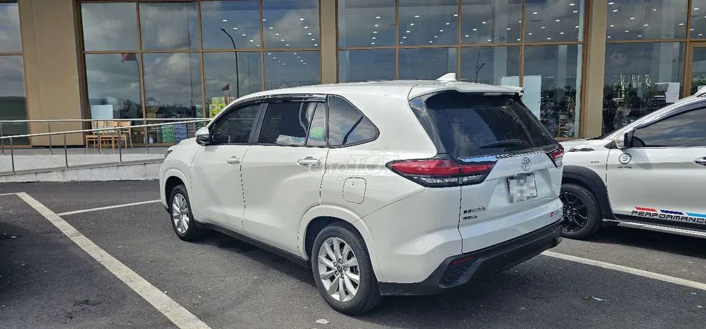 Toyota Innova Cross 2025 photo 3