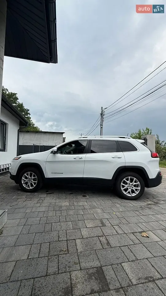 Jeep Cherokee 2015 photo 4