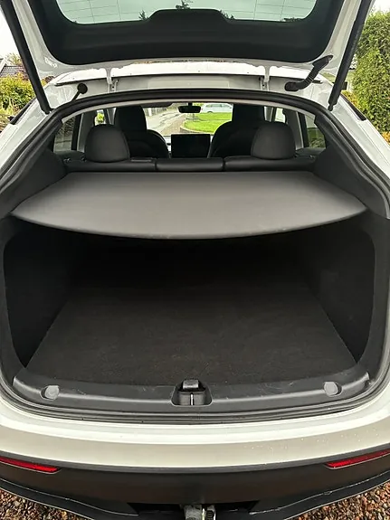 Tesla Model Y 2023 photo 5
