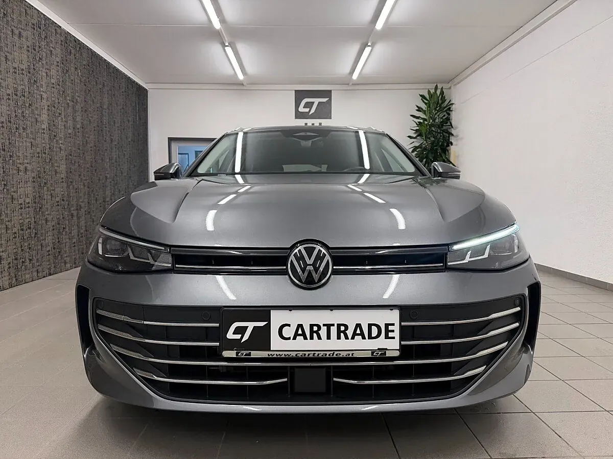 Volkswagen Passat 2024 photo 2