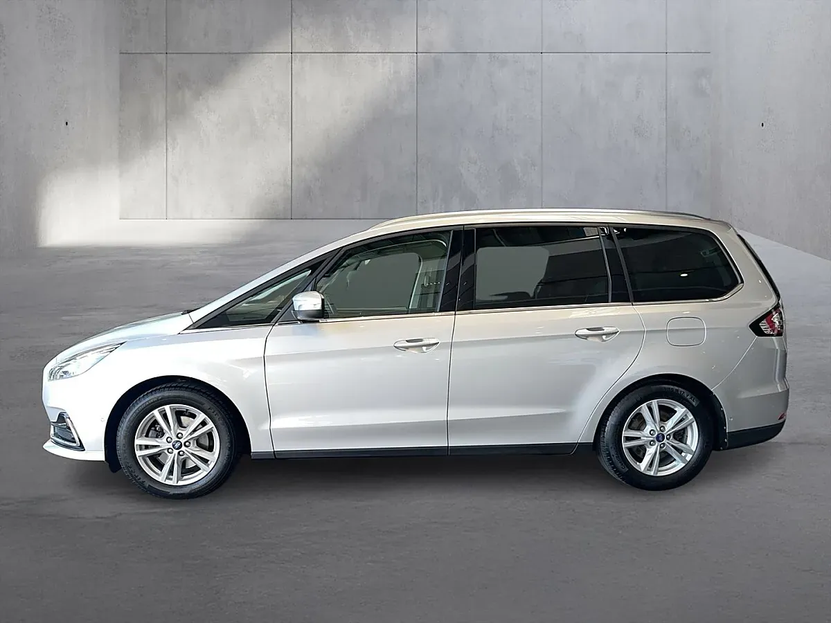 Ford Galaxy 2022 photo 2
