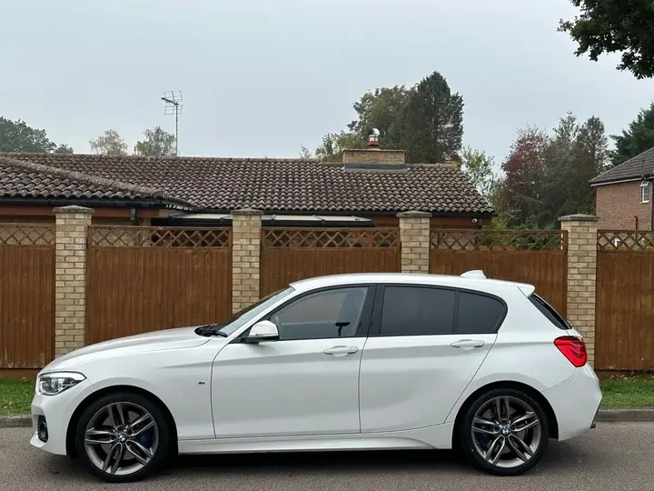 BMW 1 Series 2015 photo 5