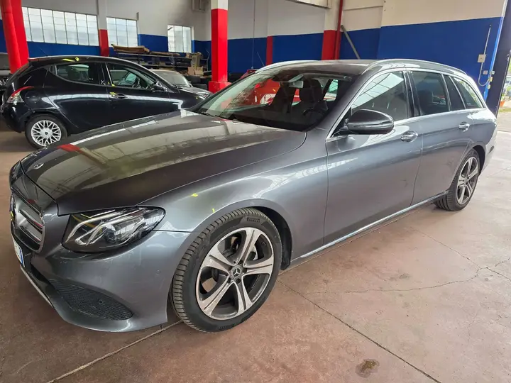 Mercedes-Benz E 220D 2019 photo 3