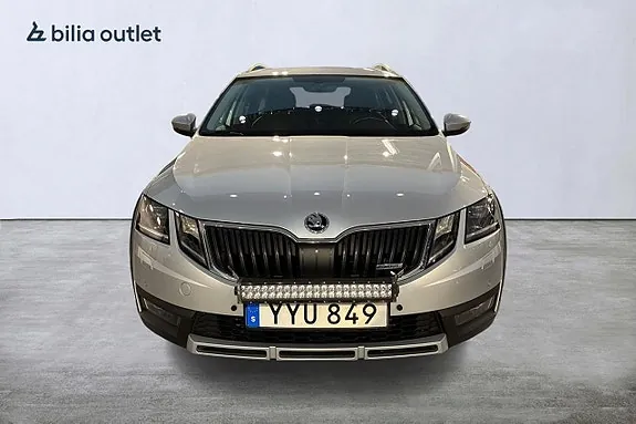 Skoda Octavia Scout 2018 photo 2