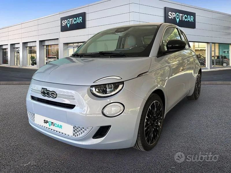 Fiat 500 Hybrid Icon