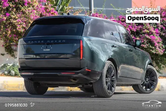 Land Rover Range Rover Vogue 2024 photo 2