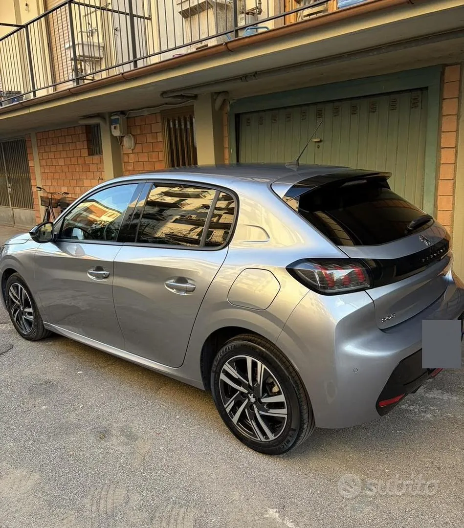 Peugeot 208 Allure