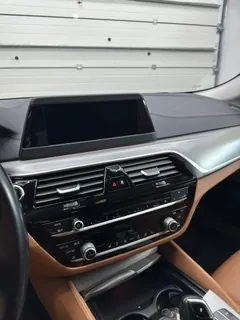 BMW 5 Series 2019 photo 2