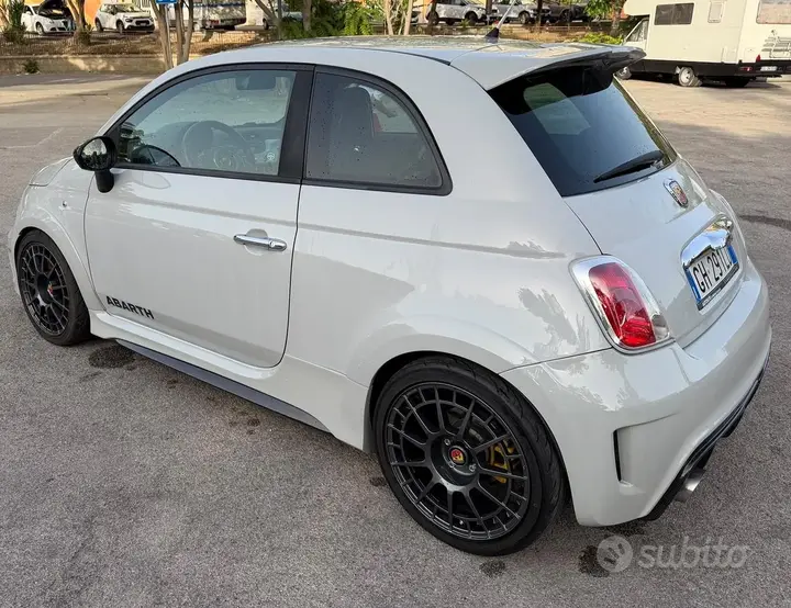 Abarth 500 2008 photo 2