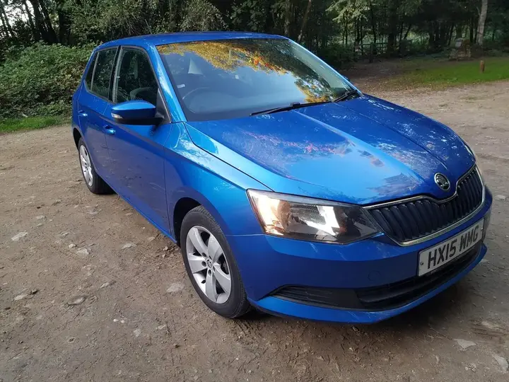 Skoda Fabia 2015 photo 2