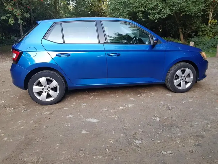 Skoda Fabia 2015 photo 3