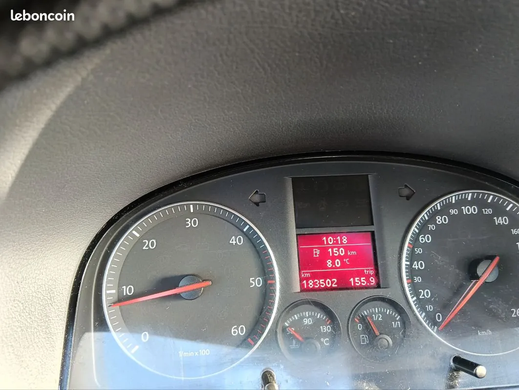 Volkswagen Touran 2006 photo 2