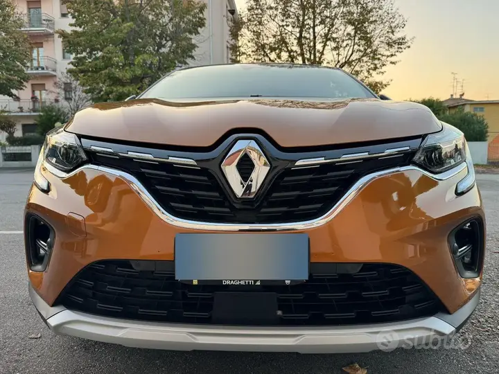 Renault Captur 2021 photo 2