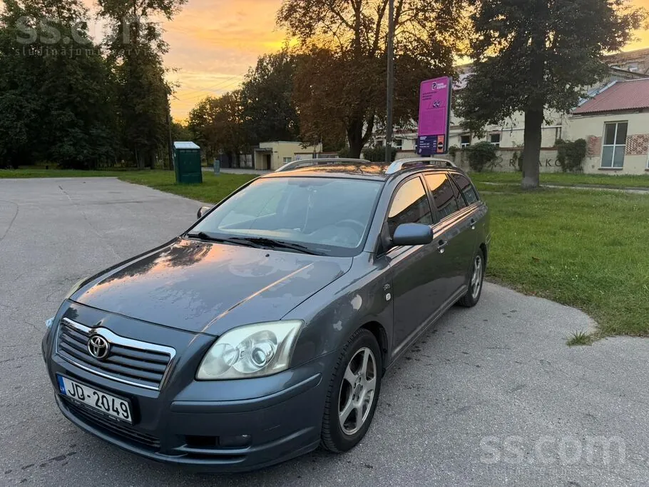 Toyota Avensis 2005 photo 3