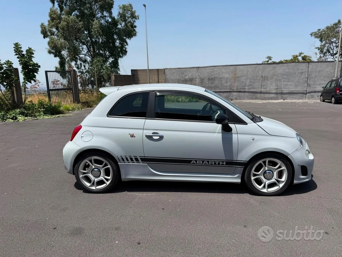 Abarth 500 2011 photo 5
