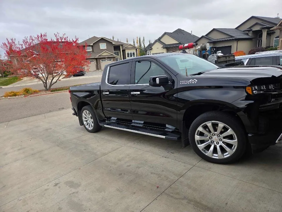 Chevrolet High Country 2022 photo 2