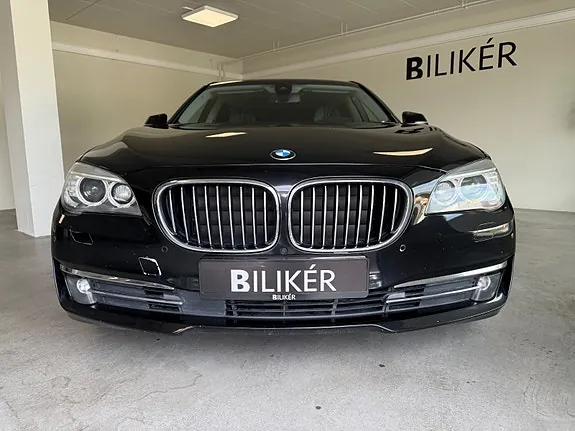 BMW 730D 2012 photo 2