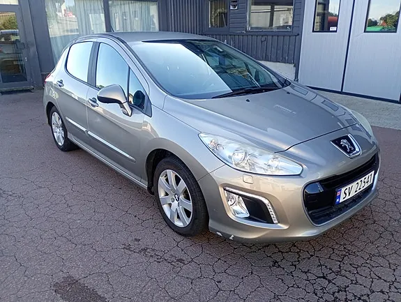 Peugeot 308 2012 photo 3