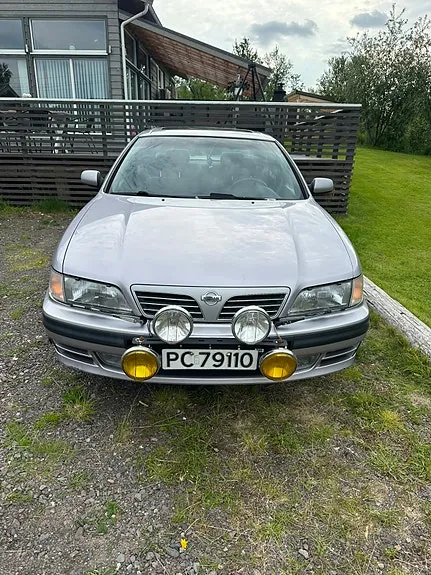 Nissan Maxima 1996 photo 3