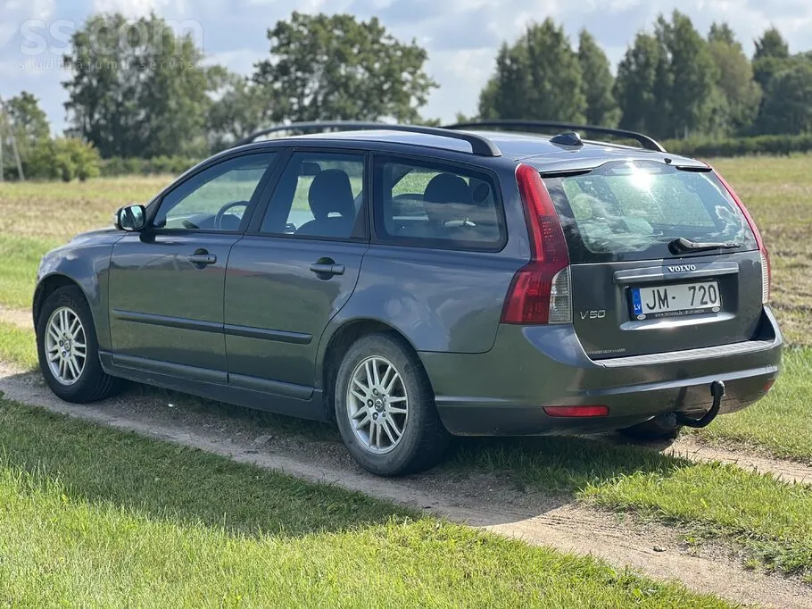 Volvo V50 2008 photo 2