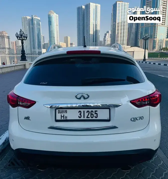 Infiniti Qx70 2019 photo 2