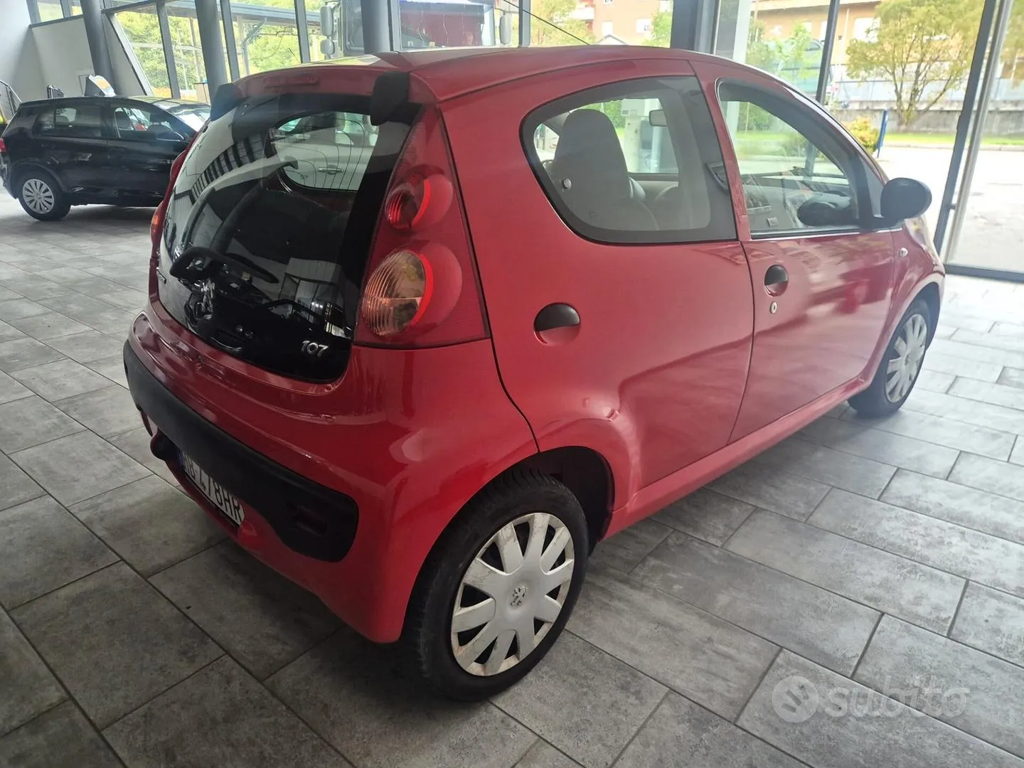 Peugeot 107 2008 photo 2
