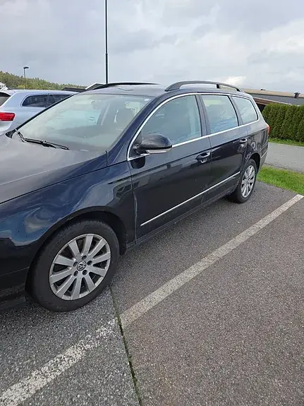 Volkswagen Passat 2010 photo 3