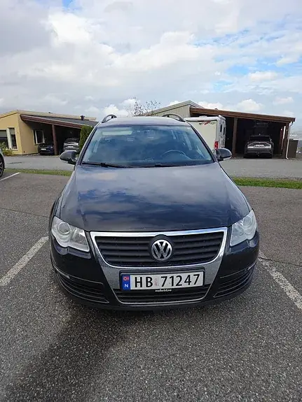 Volkswagen Passat 2010 photo 2