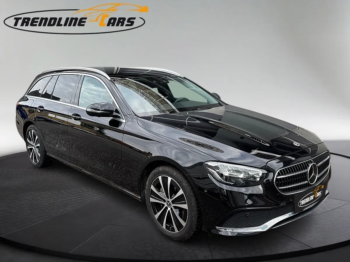 Mercedes-Benz E-Class 2022 photo 2