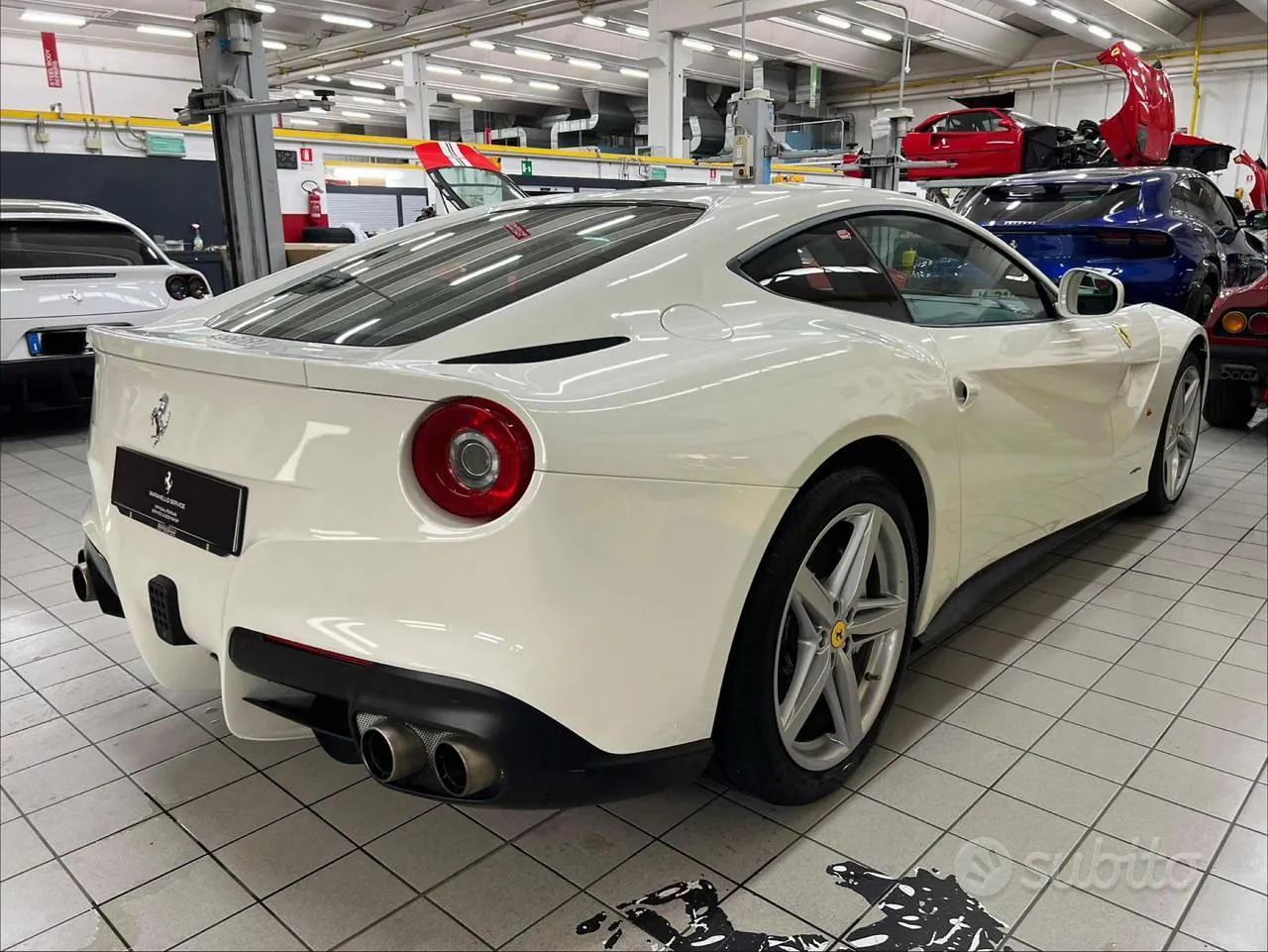 Ferrari F12 Berlinetta 2013 photo 4