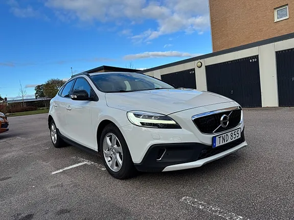 Volvo V40 Cross Country 2019 photo 3