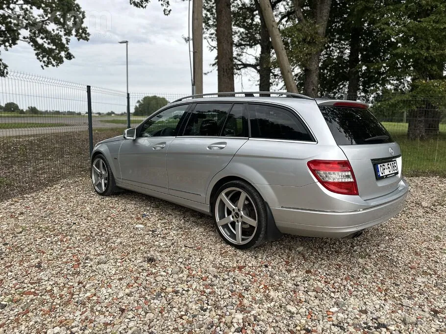 Mercedes-Benz C200 2009 photo 5