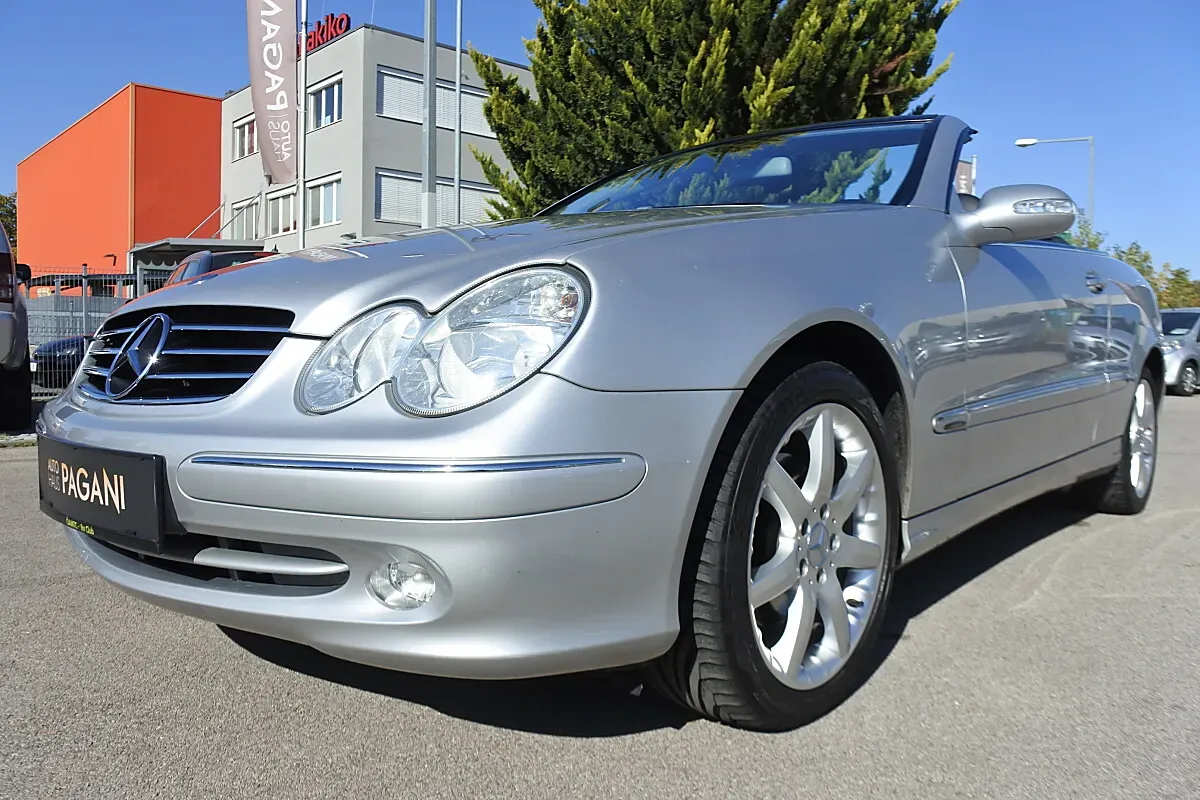 Mercedes-Benz Clk-Class 2005 photo 2