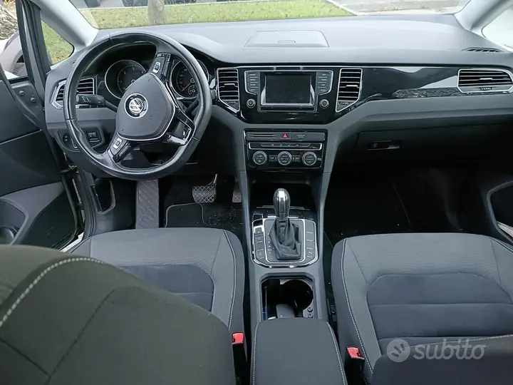 Volkswagen Golf 2015 photo 2