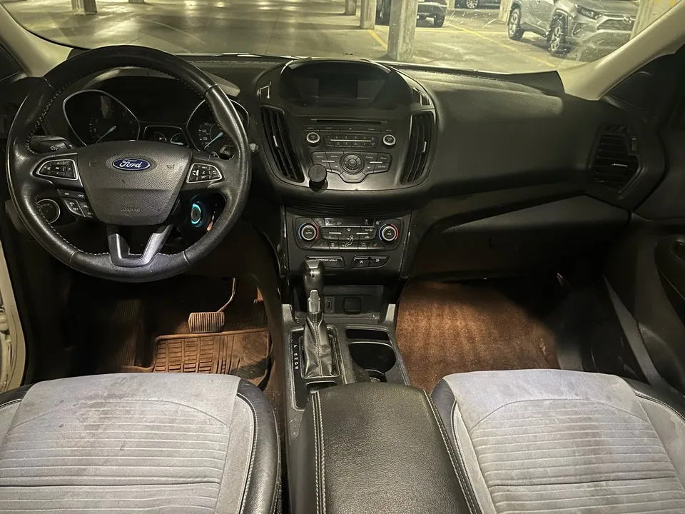 Ford Escape 2018 photo 4