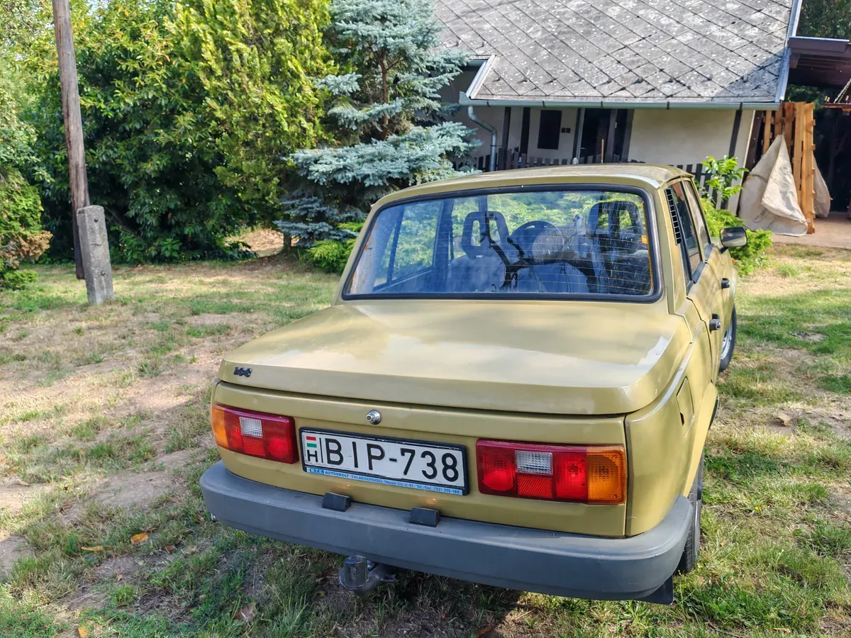 Wartburg 1.3 1989 photo 2