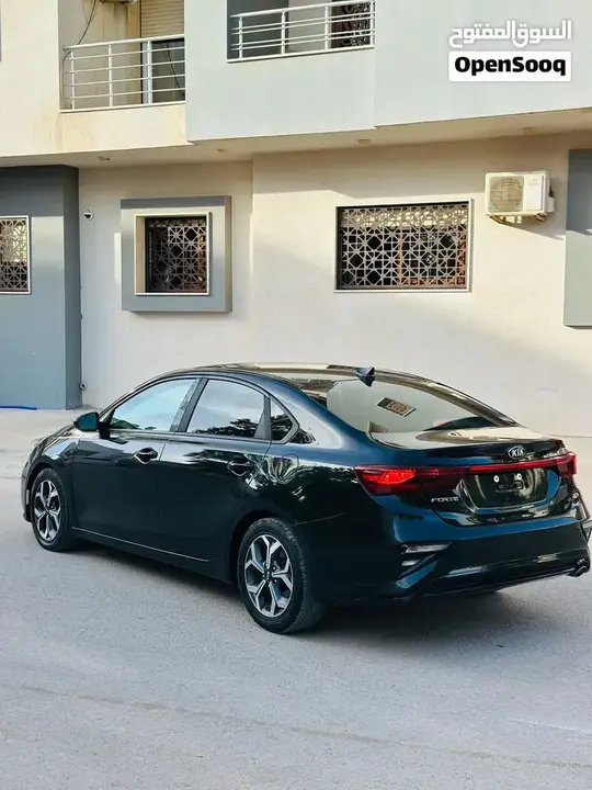 Kia Forte 2020 photo 2