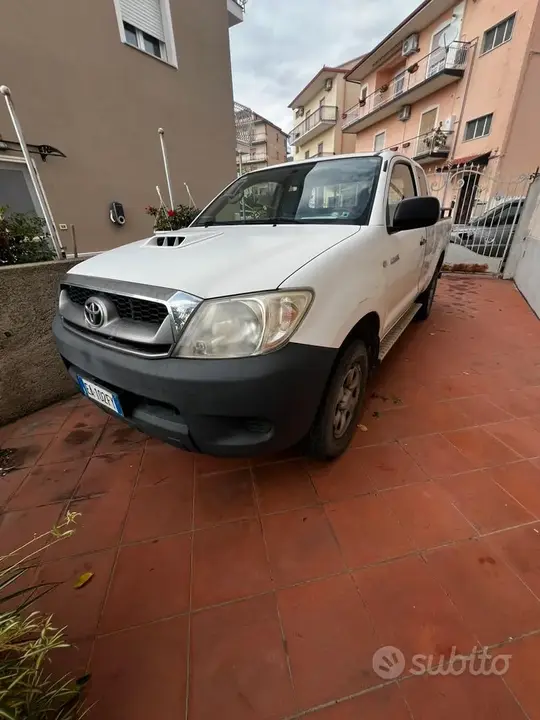 Toyota Hilux